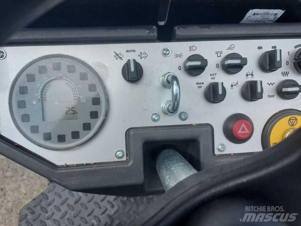 Ammann ARS 130 Ťahačové valce