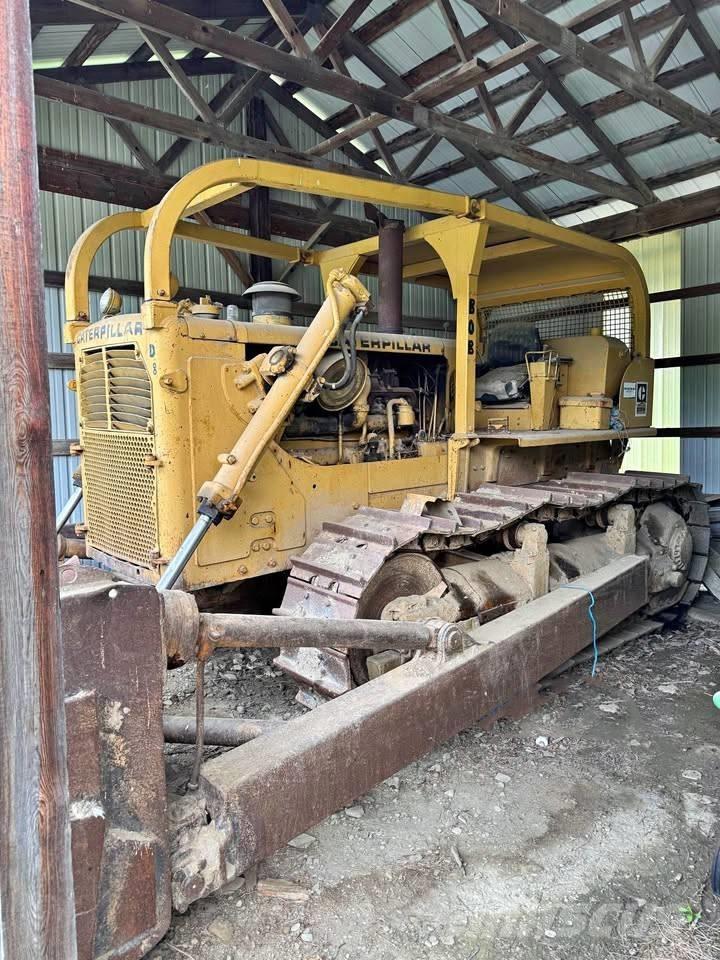 CAT D 8 H Pásové dozéry
