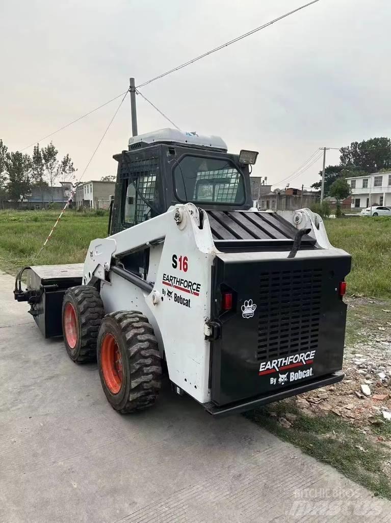 Bobcat S 16 Šmykom riadené nakladače