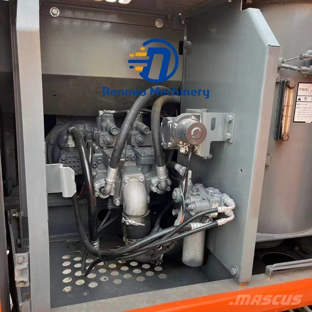 Hitachi EX 120 Pásové rýpadlá