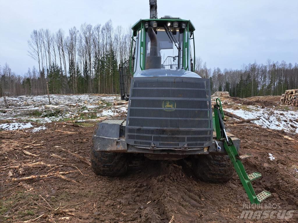 John Deere 1210 G Lesné traktory
