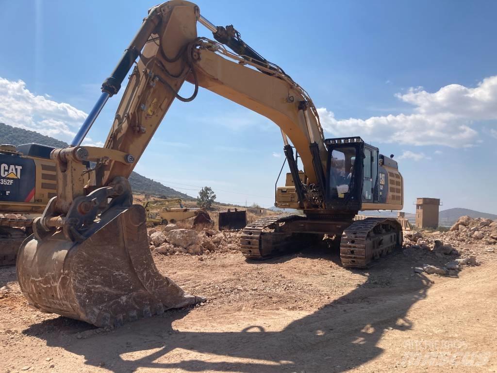 CAT 352 F Pásové rýpadlá