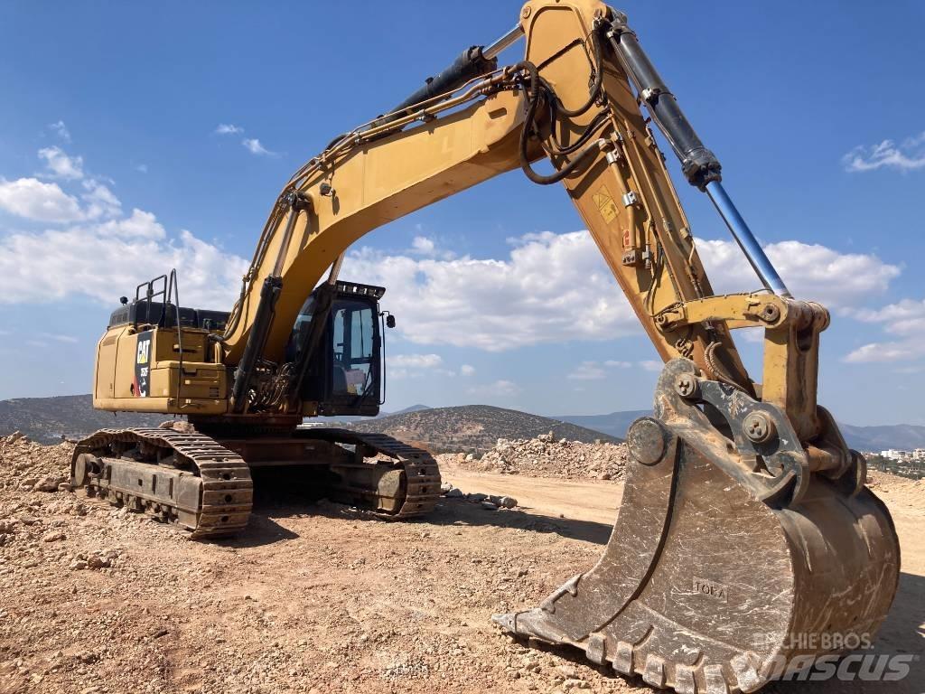 CAT 352 F Pásové rýpadlá