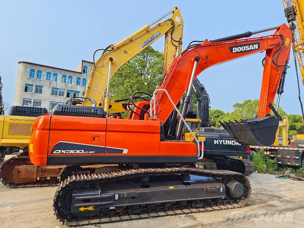 Doosan DX 300 LC Pásové rýpadlá