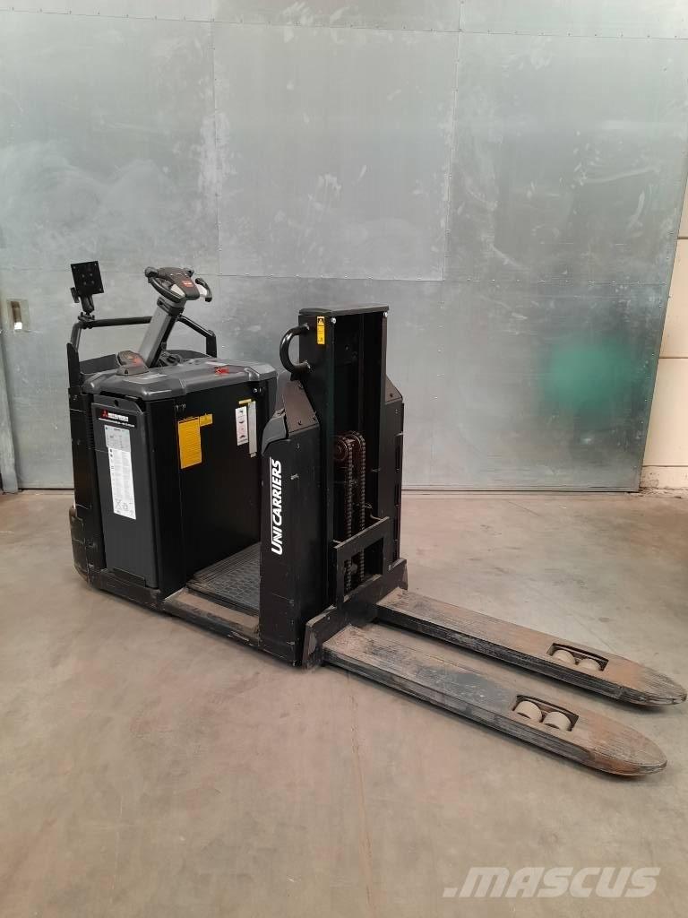 UniCarriers OEP120 Nízkozdvižné vozíky
