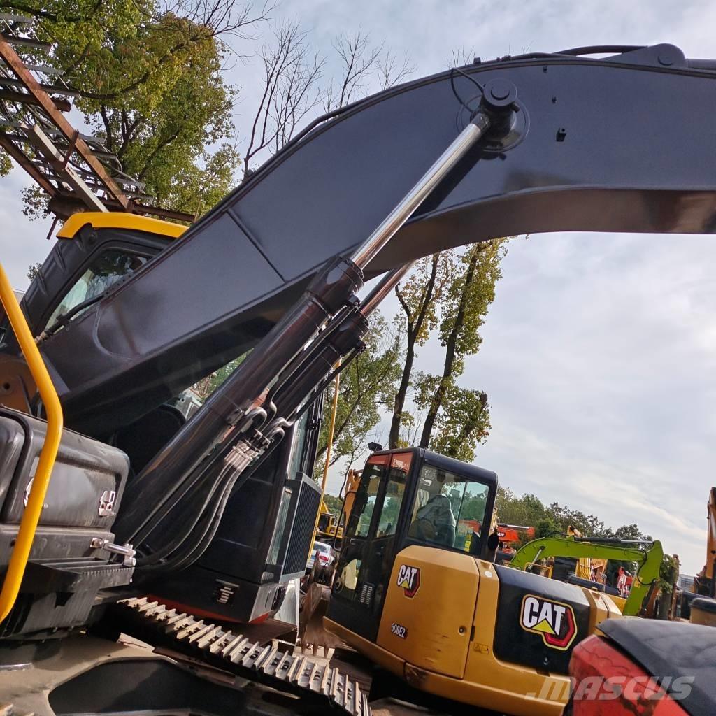 Volvo EC 210 D Pásové rýpadlá
