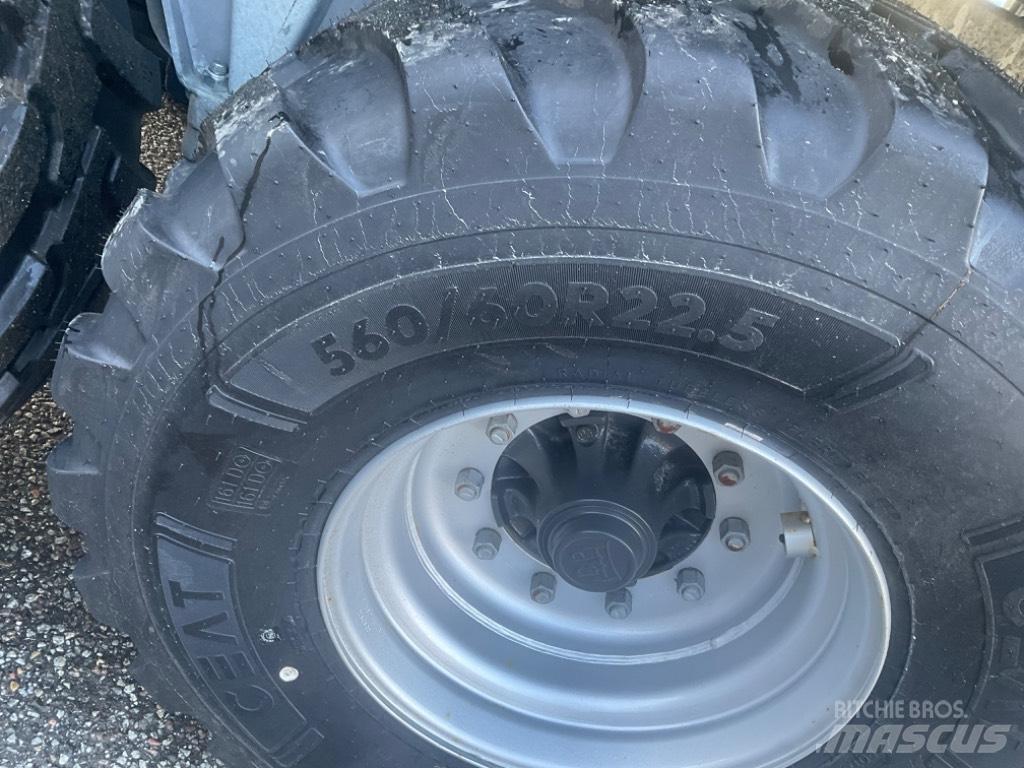 Fliegl Tmk 160 Vyklápacie prívesy