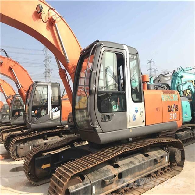 Hitachi zx210 Pásové rýpadlá