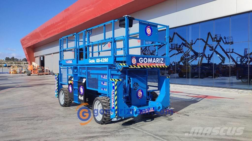 Genie GS 4390 RT Nožnicové zdvíhacie plošiny