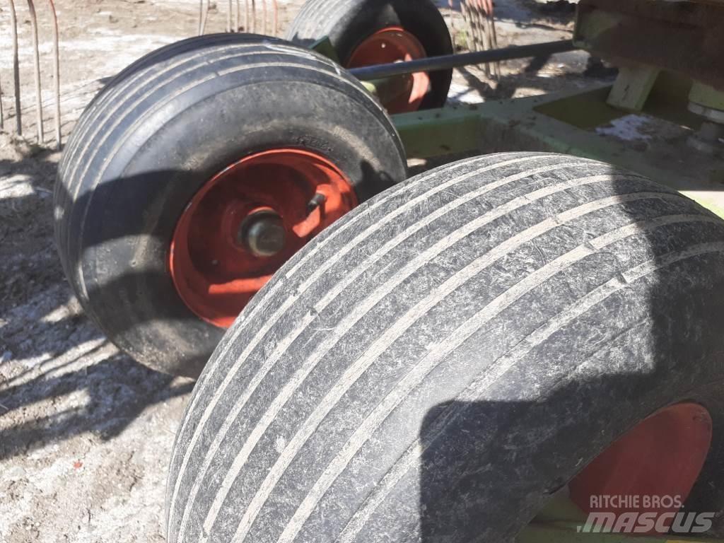 CLAAS Liner 430 S Riadkovače