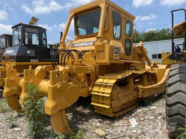 CAT D 7 G Pásové dozéry