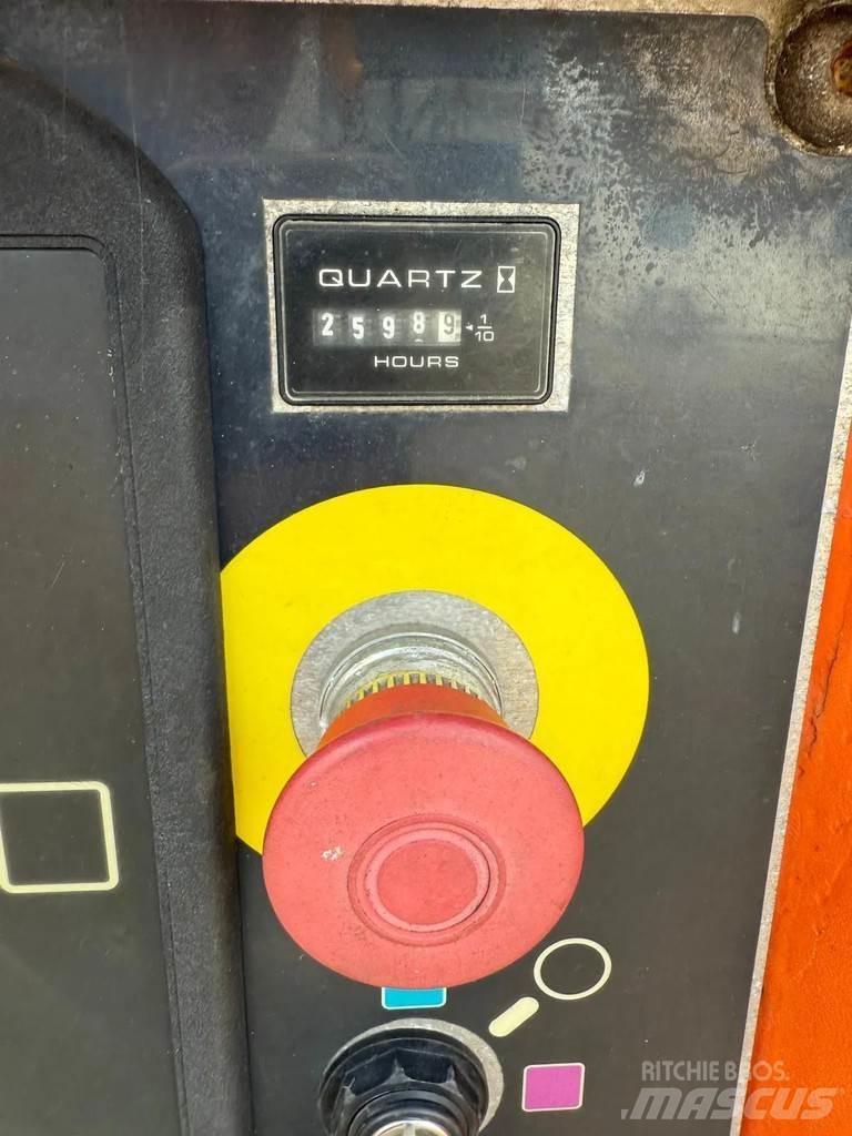 JLG 340 AJ Kĺbové plošiny