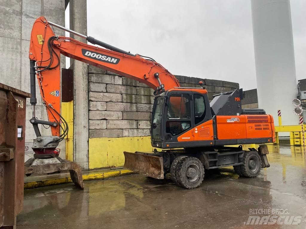 Doosan DX 210 W - 5 Kolesové rýpadlá