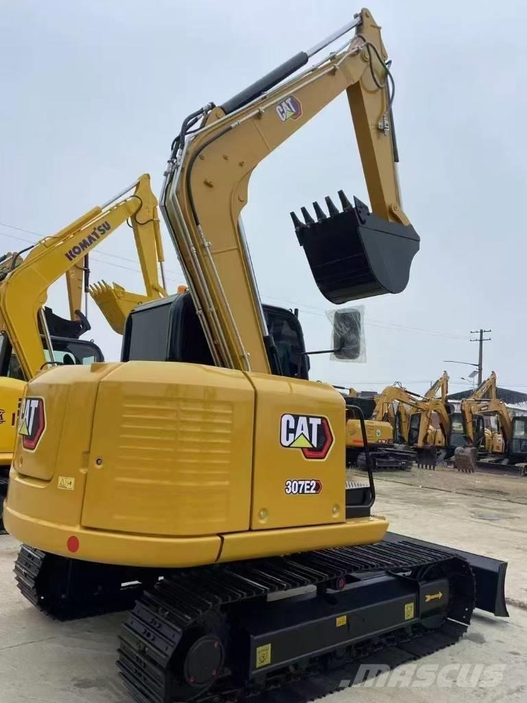 CAT 307E Pásové rýpadlá