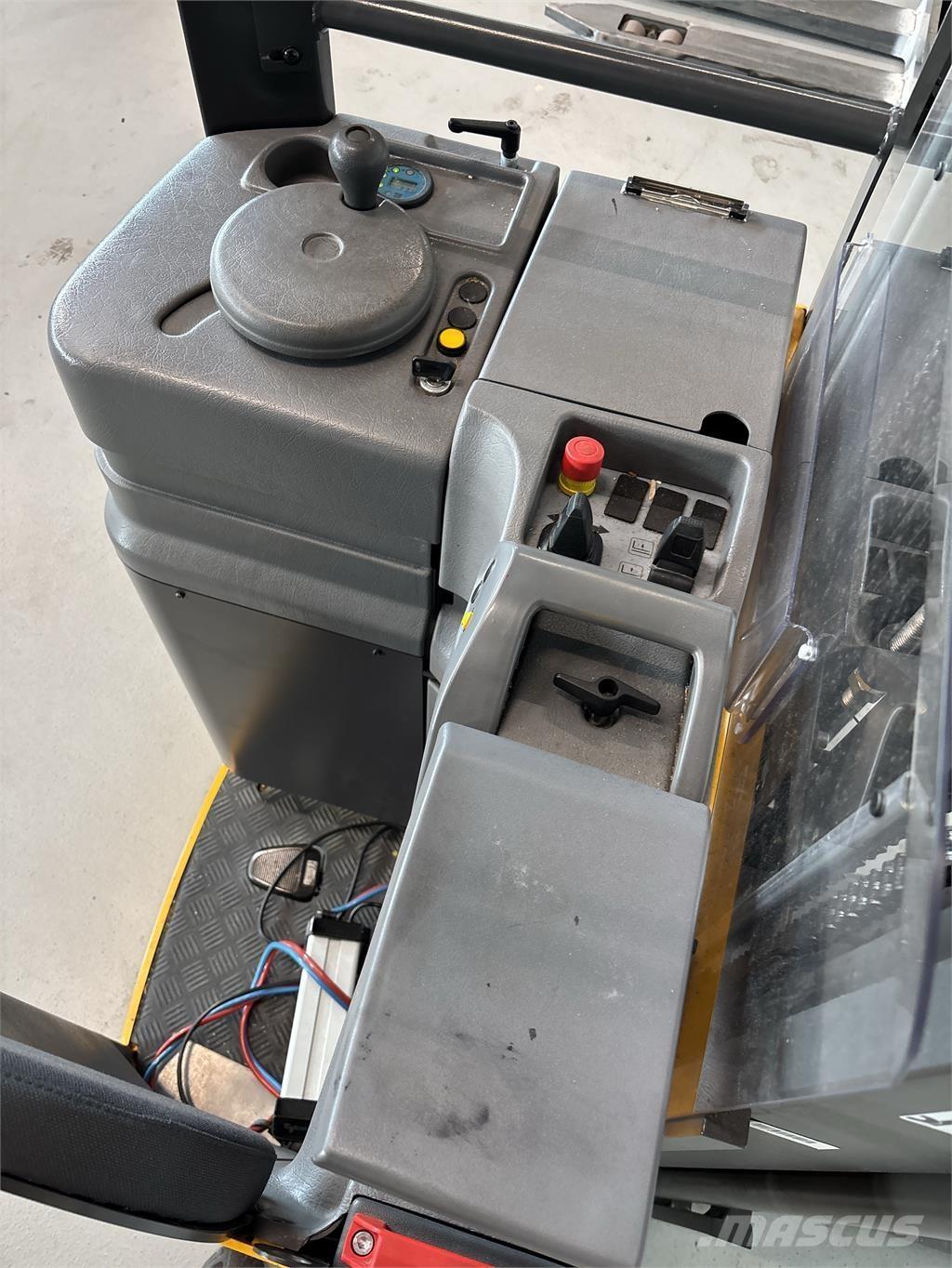 Atlet A160 Samohybné vozíky