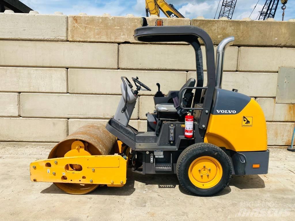 Volvo sd25 Ťahačové valce