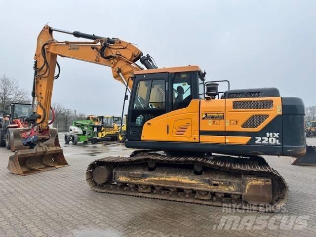 Hyundai HX 220 L Pásové rýpadlá