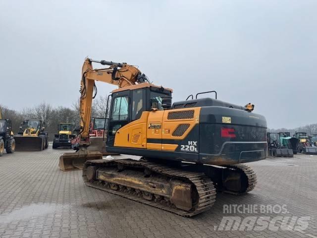 Hyundai HX 220 L Pásové rýpadlá
