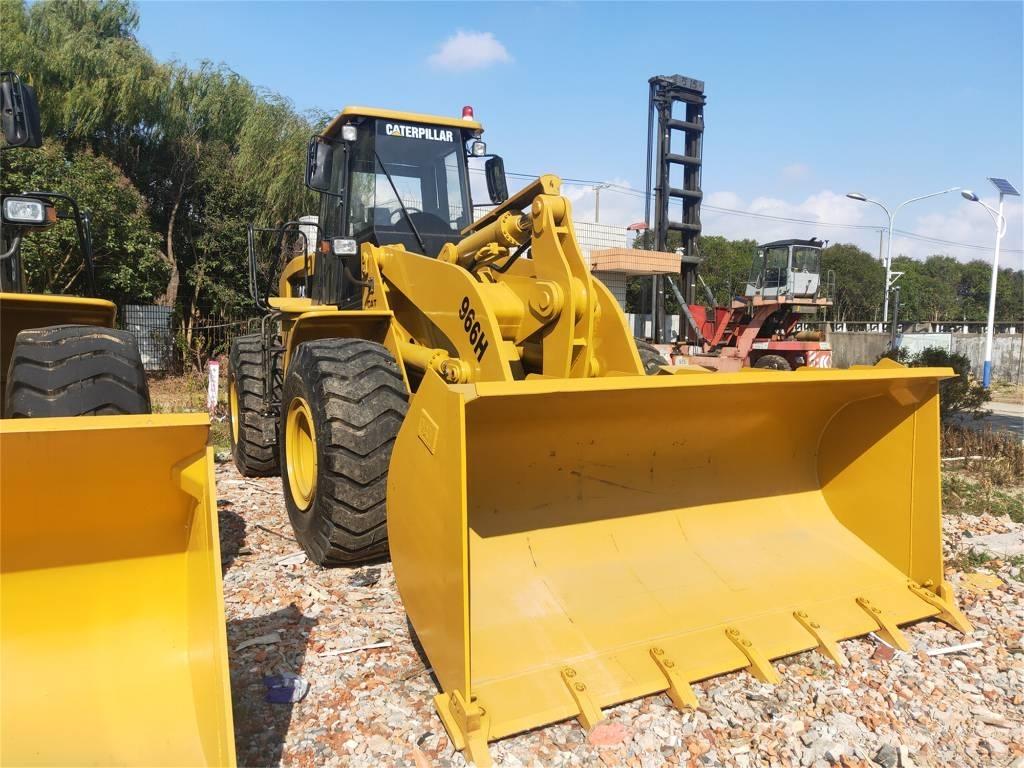 CAT 966 H Kolesové nakladače