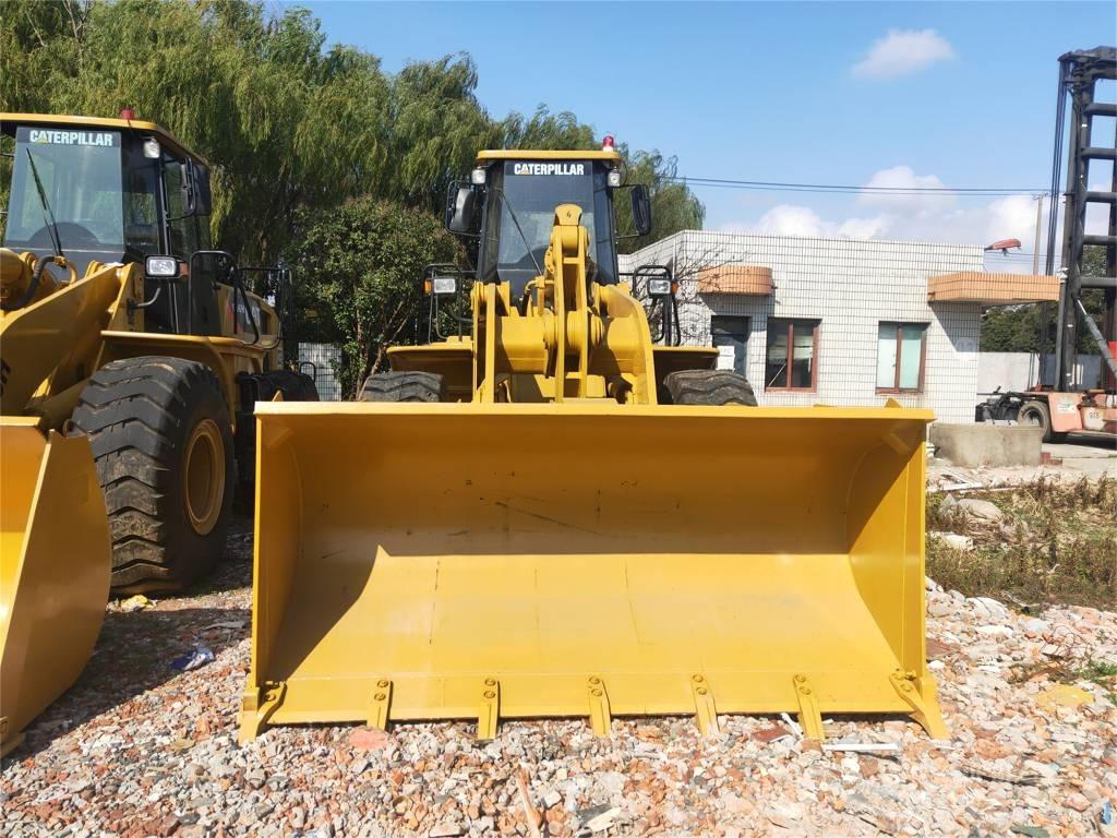 CAT 966 H Kolesové nakladače
