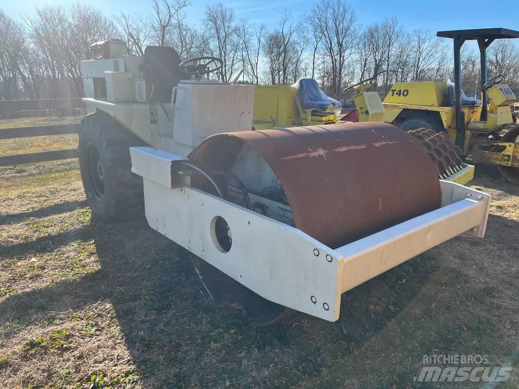 Tampo RS-16 Tandemové valce