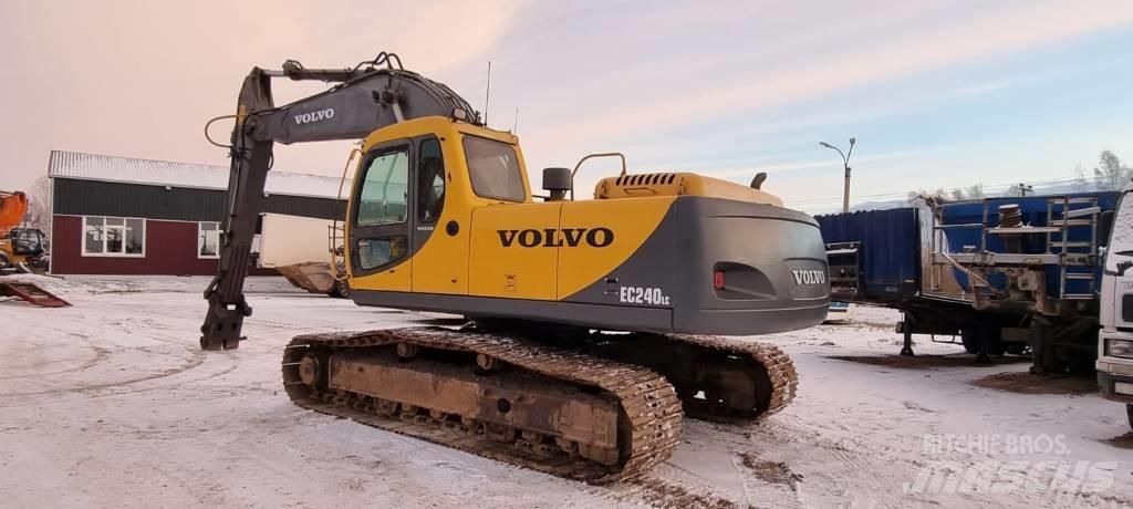 Volvo EC 240 C L Pásové rýpadlá
