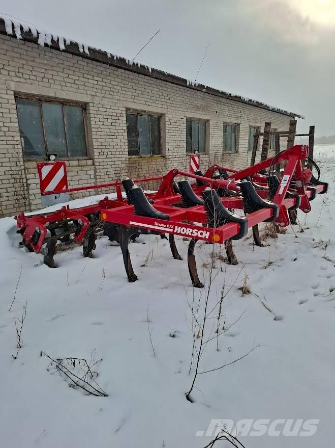 Horsch Terrano 4 FX Hĺbkové kypriče