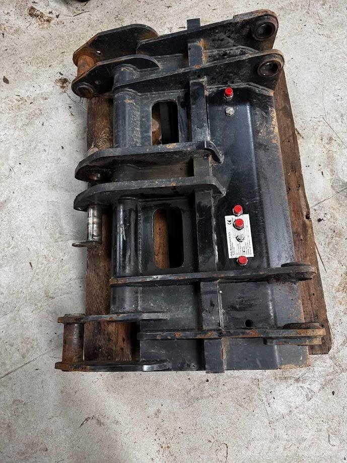 Terex TL 80 Rýchlospojky