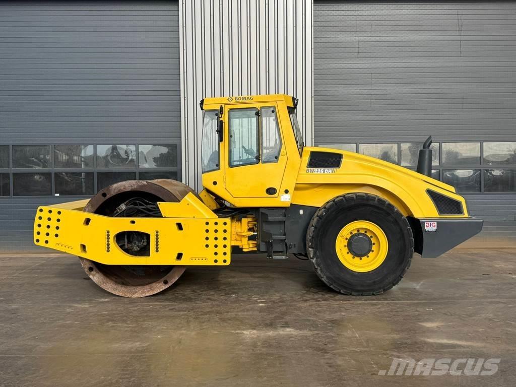 Bomag BW226 Ťahačové valce