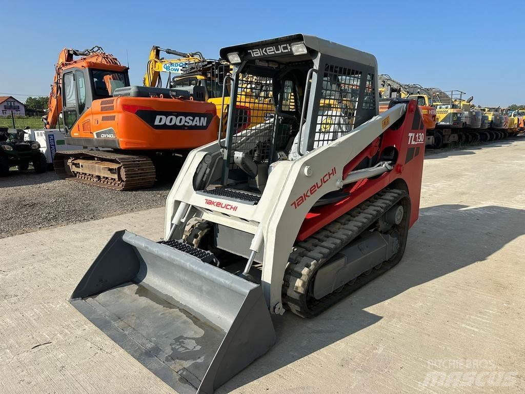 Takeuchi TL130 Pásové dozéry