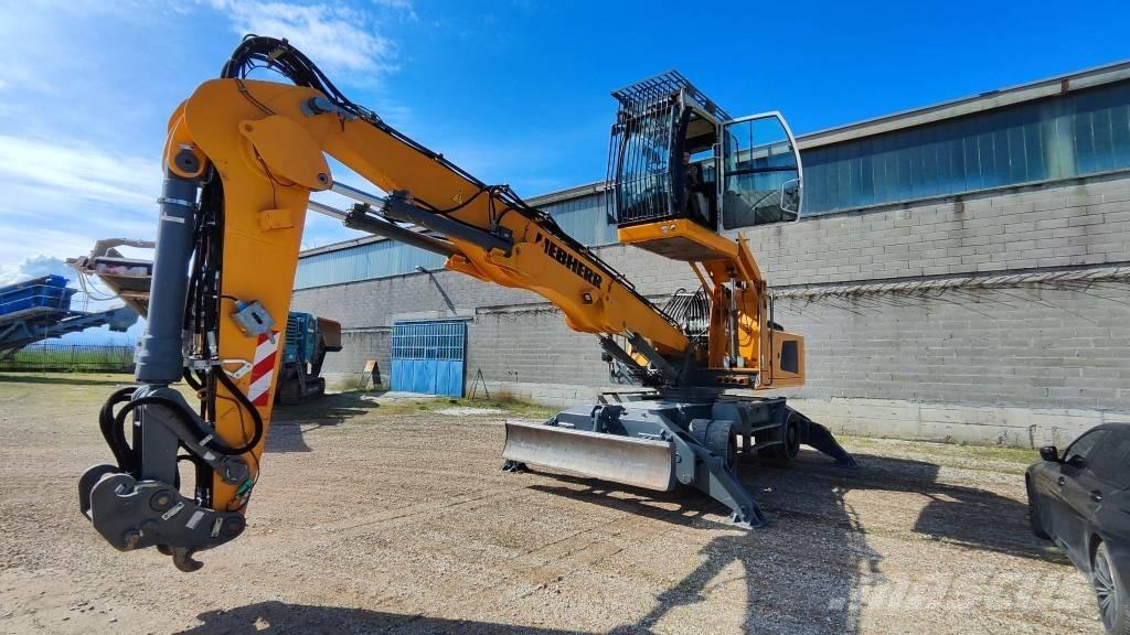 Liebherr LH 30 M Stroje pre manipuláciu s odpadom