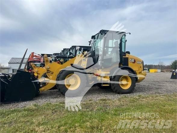 CAT 908M Kolesové nakladače