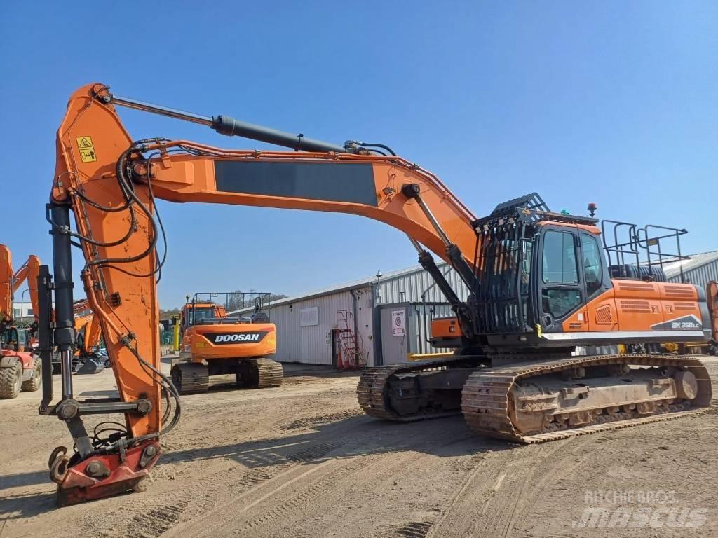 Doosan DX 350 LC-7 Pásové rýpadlá