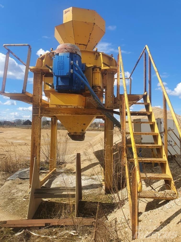 SBM V8 Drviče