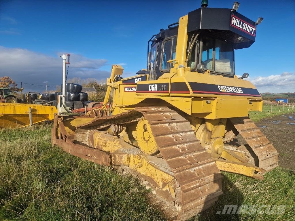 CAT D 6 R II Pásové dozéry