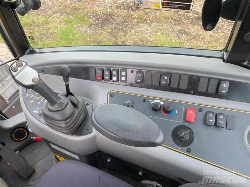 JCB 406 AGRI Kolesové nakladače