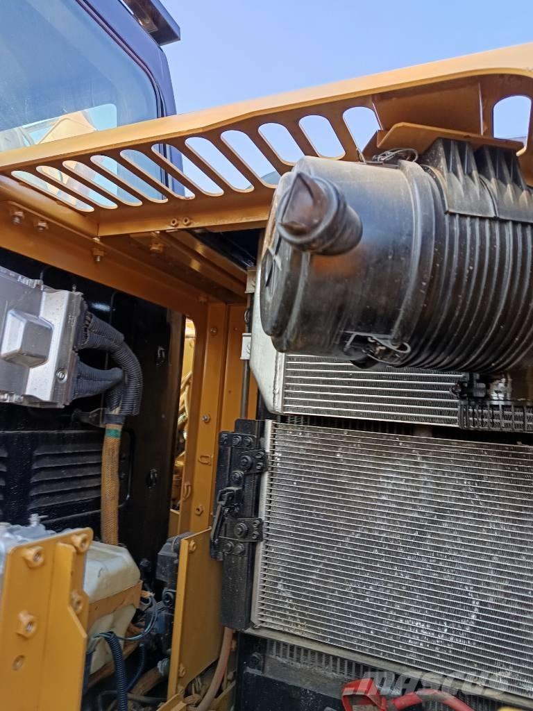 CAT 312 D2GC Pásové rýpadlá