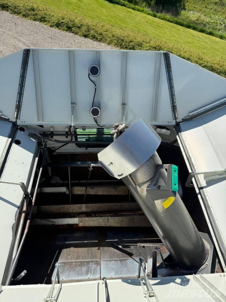 CLAAS 770 Kombinované zberacie stroje
