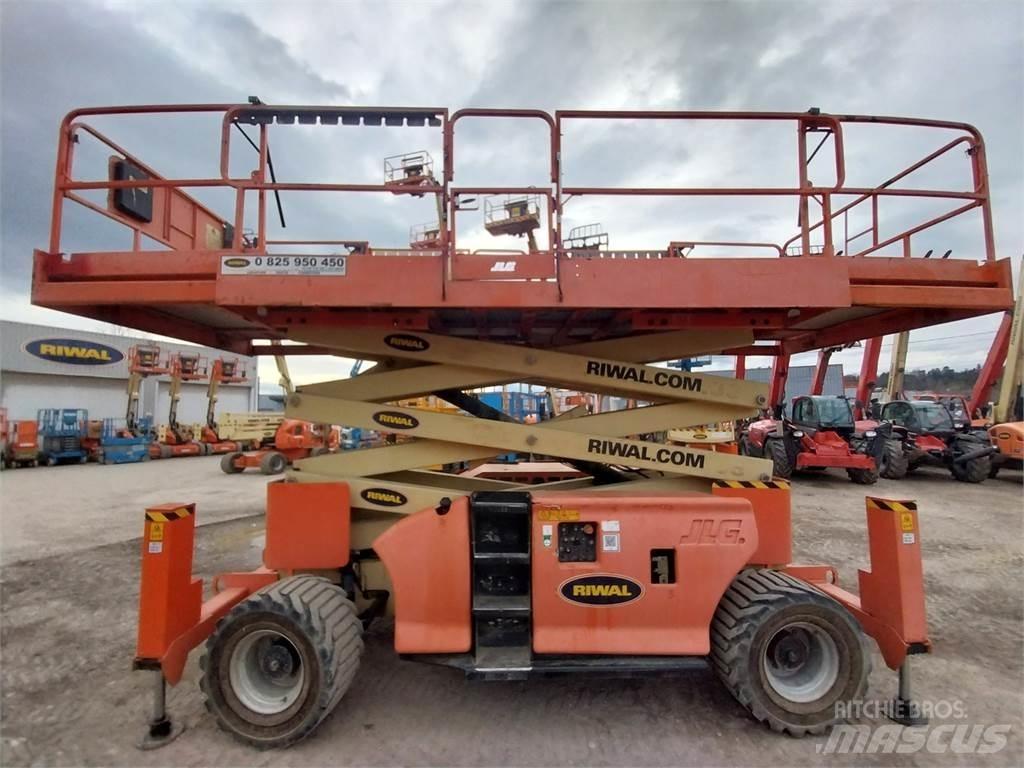 JLG 3394RT Nožnicové zdvíhacie plošiny