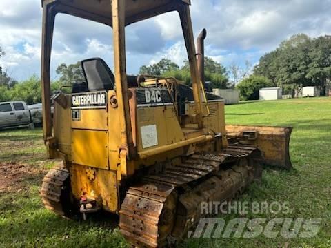 CAT D 4 C Pásové dozéry