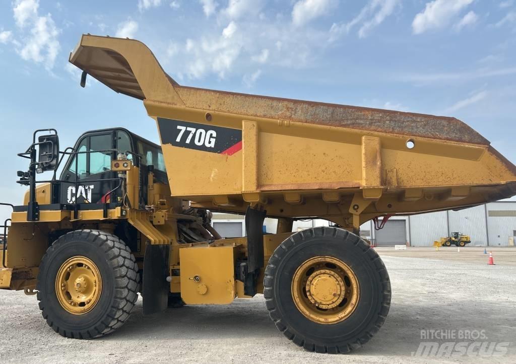 CAT 770 G Kĺbové nákladné autá