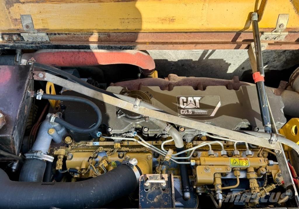 CAT M 318 D Kolesové rýpadlá
