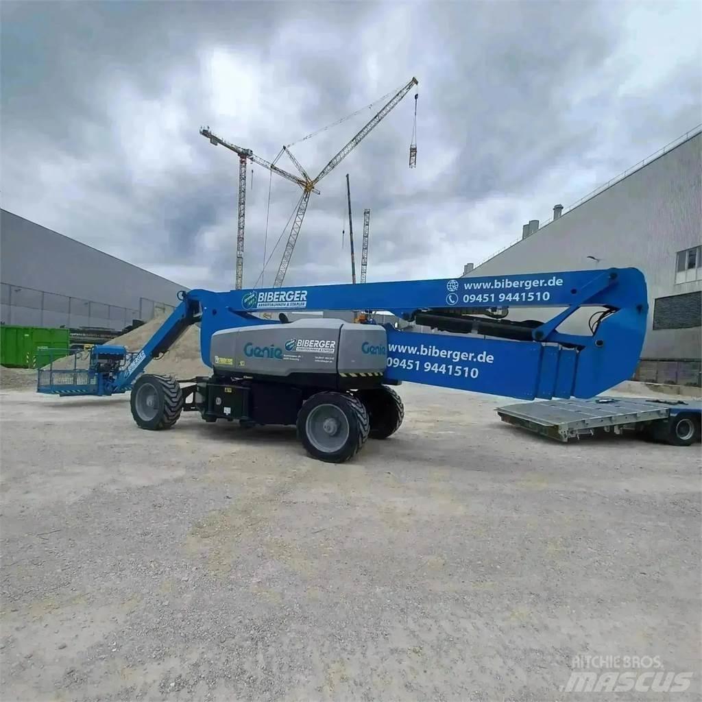 Genie ZX 135 Kĺbové plošiny