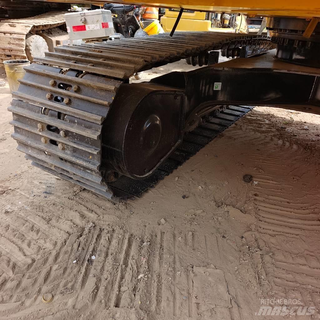 CAT 320 GC Pásové rýpadlá