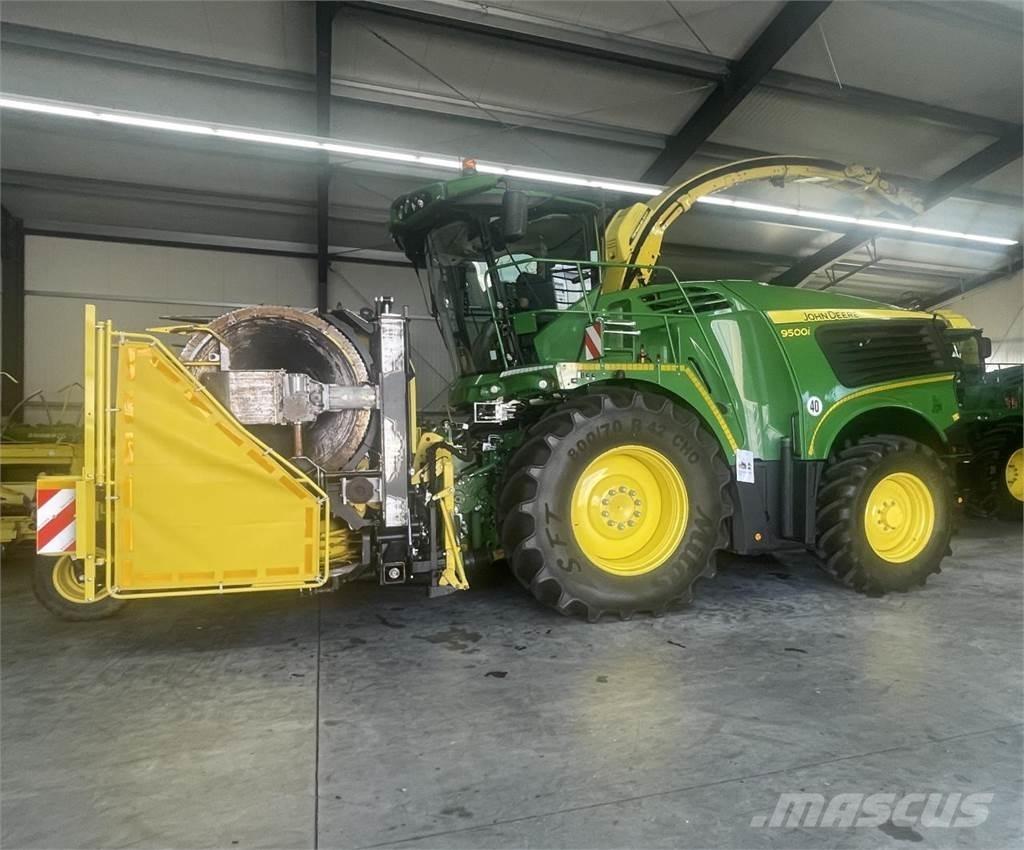 John Deere 9500 i Samochodné kosačky