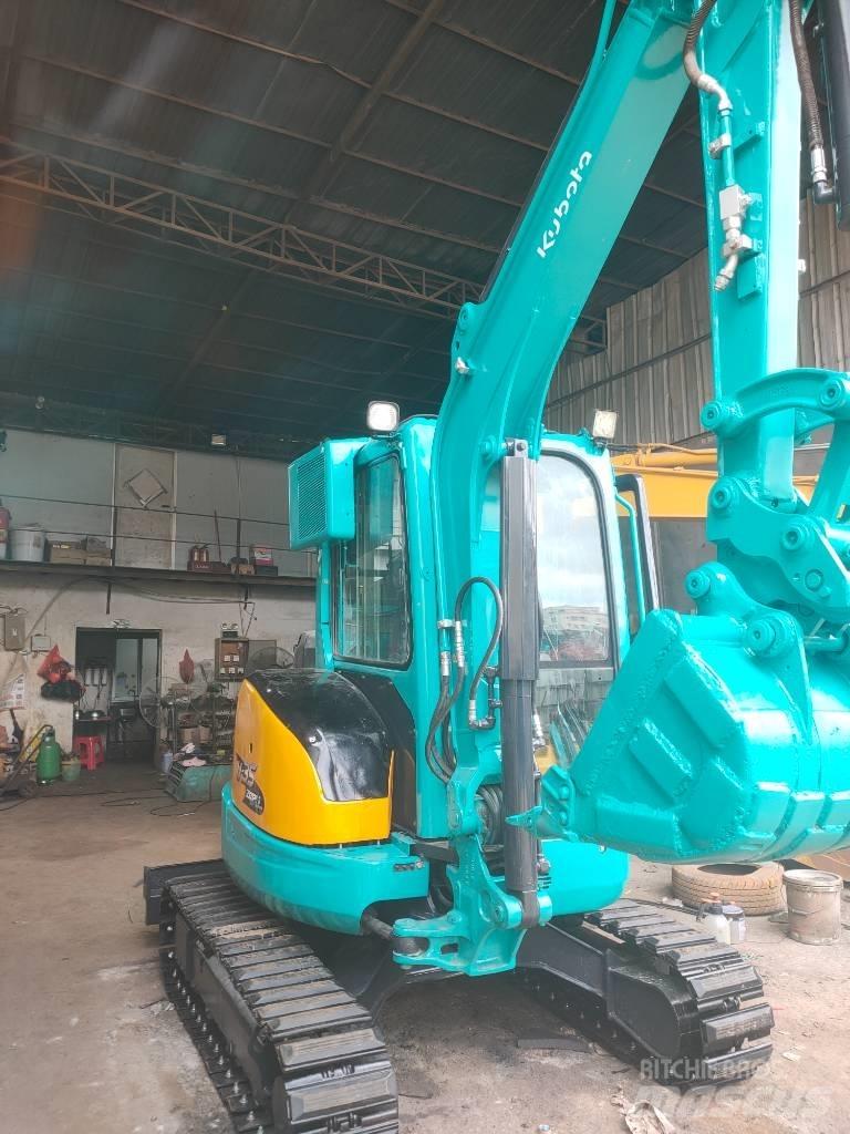 Kubota U 35 Pásové rýpadlá