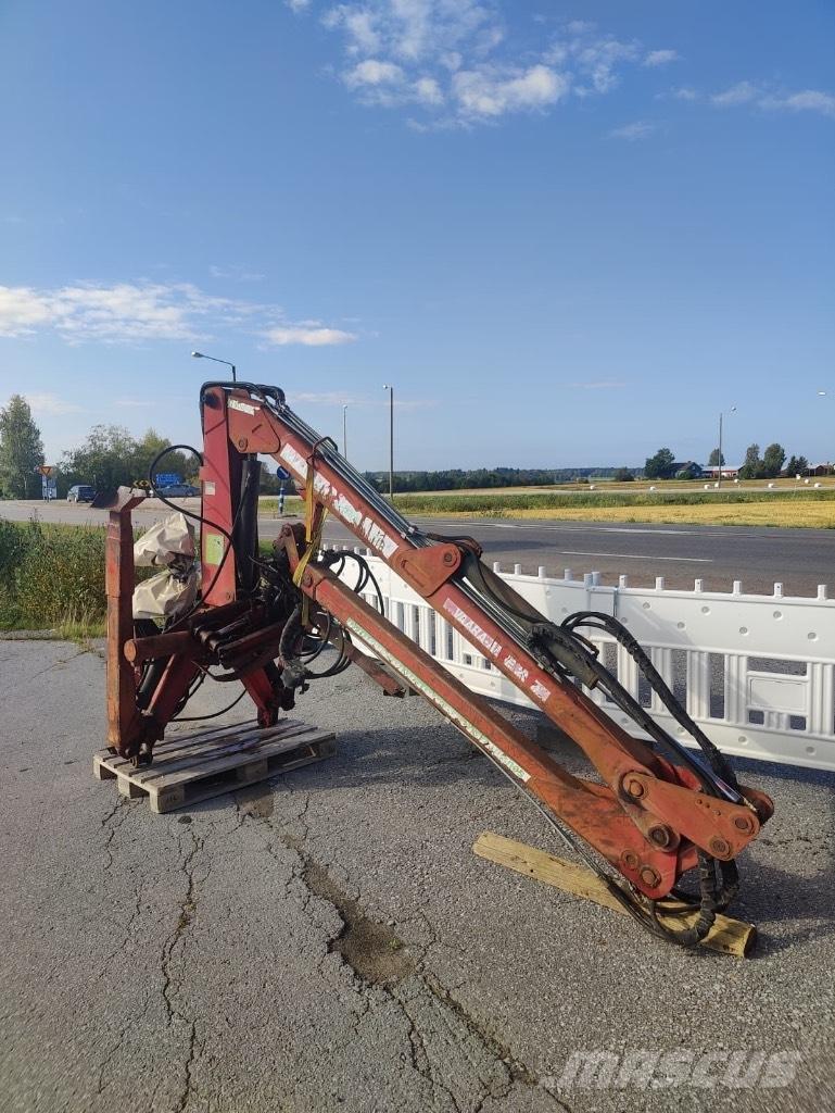 Hakki 36 H Žeriavy a nakladače