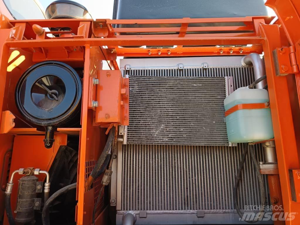 Doosan DH 150 W-7 Kolesové rýpadlá