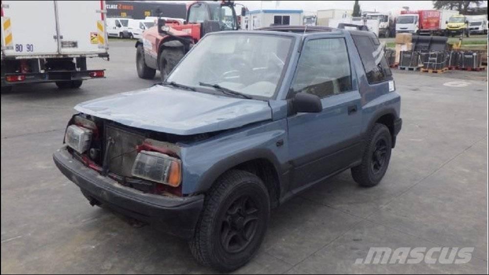 Suzuki Vitara 1 Automobily