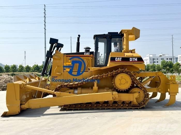 CAT D 7 H Pásové dozéry